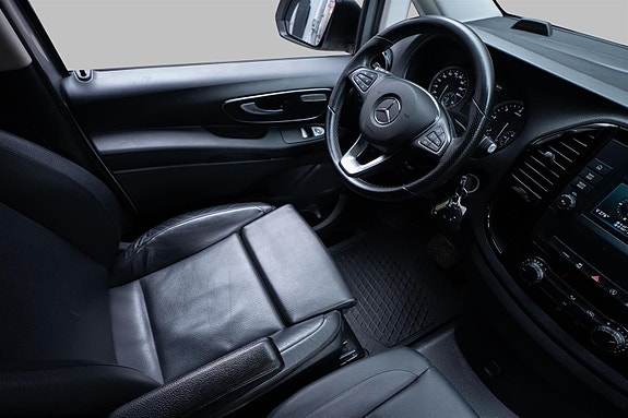 Mercedes-Benz Vito 119 30 of 30