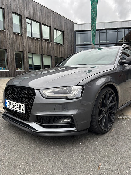 Audi A4 3 of 23