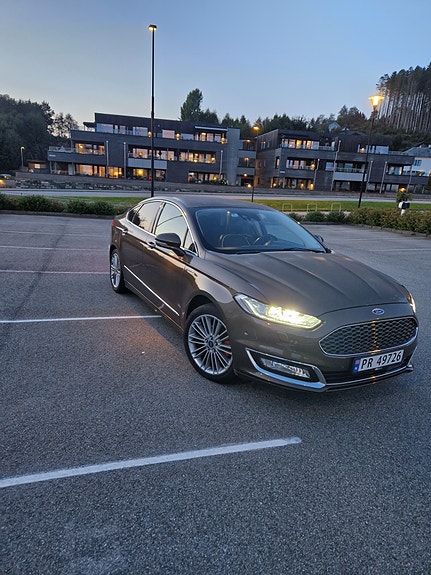 Ford Mondeo 4 of 12