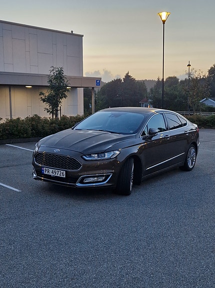 Ford Mondeo 5 of 12