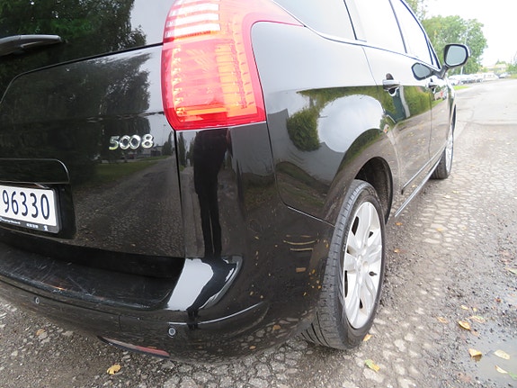Peugeot 5008 12 of 30