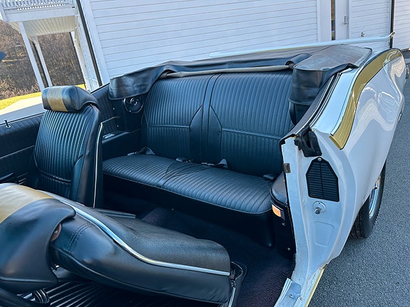 Oldsmobile 442 18 of 25