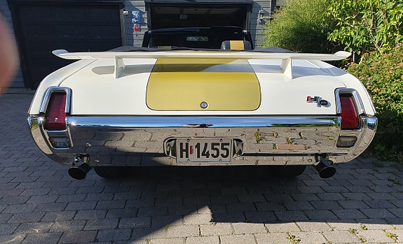 Oldsmobile 442 3 of 25