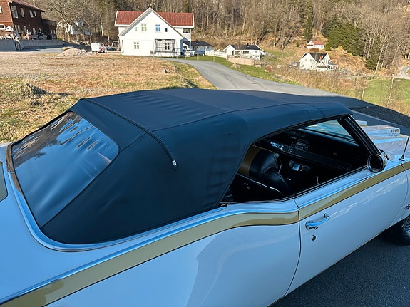 Oldsmobile 442 9 of 25
