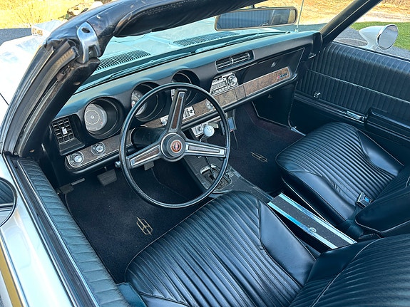 Oldsmobile 442 19 of 25