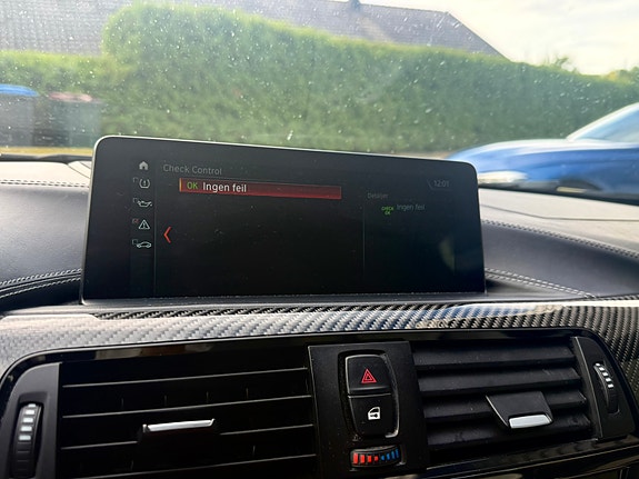 BMW M4 27 of 30