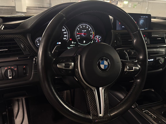 BMW M4 26 of 30