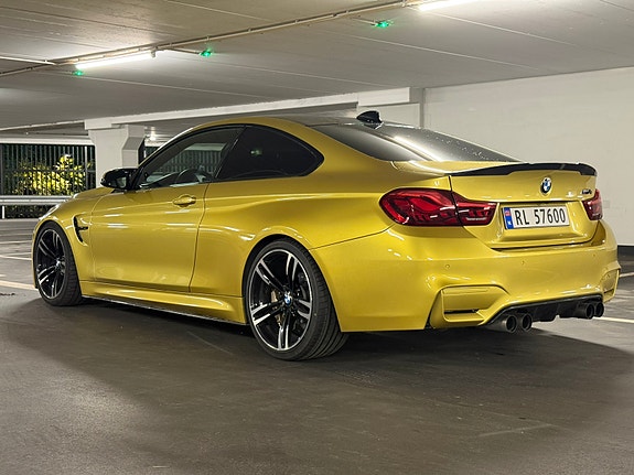BMW M4 9 of 30