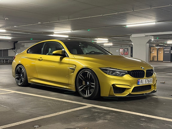BMW M4 5 of 30