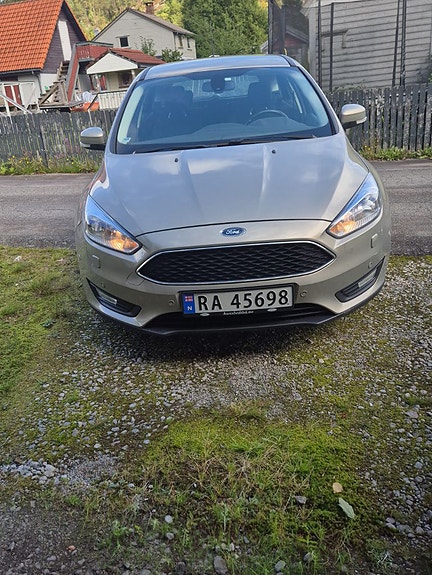 Ford Focus 6 of 8
