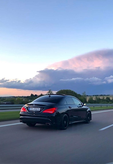 Mercedes-Benz CLA250 15 of 27