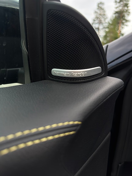Mercedes-Benz CLA250 25 of 27