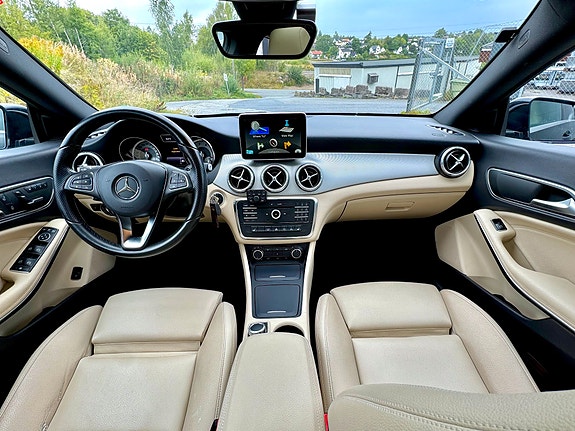 Mercedes-Benz CLA180 16 of 29