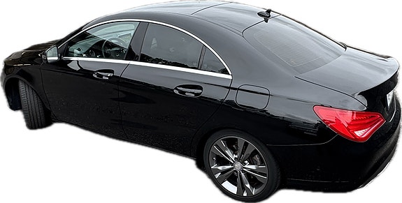 Mercedes-Benz CLA180 3 of 29