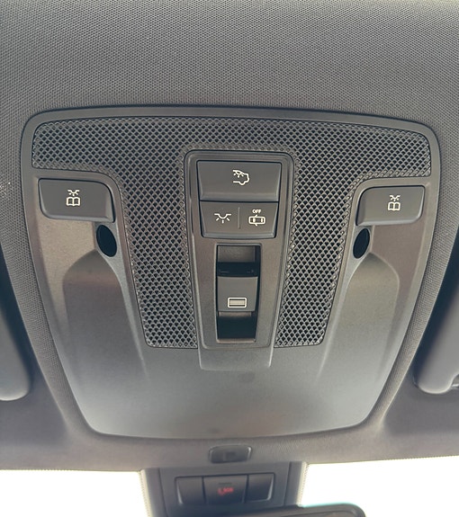 Mercedes-Benz CLA180 25 of 29