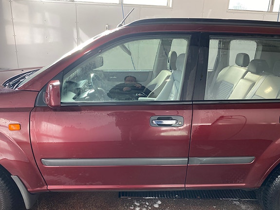 Nissan X-Trail 2 of 30