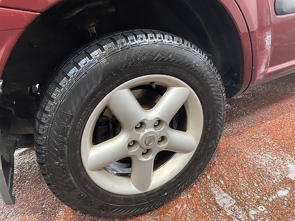 Nissan X-Trail 9 of 30