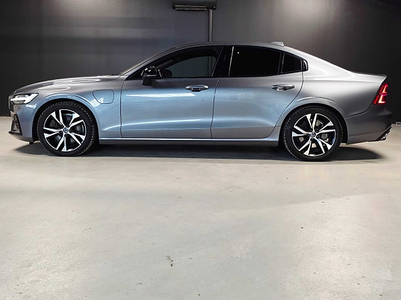 Volvo S60 5 of 30