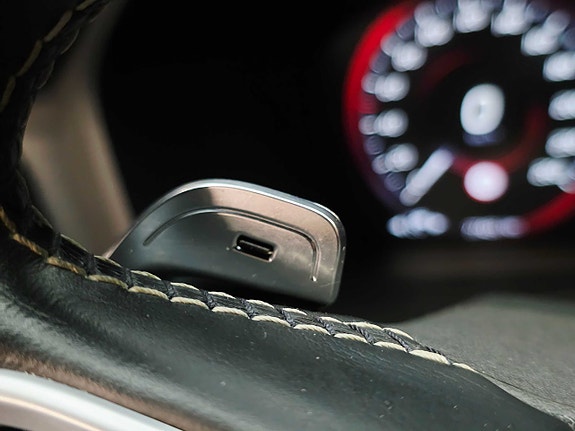 Volvo S60 27 of 30