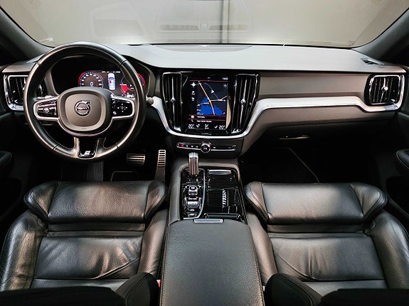 Volvo S60 15 of 30