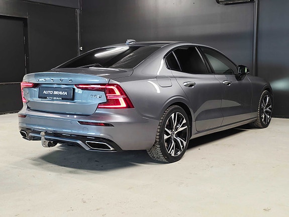 Volvo S60 11 of 30