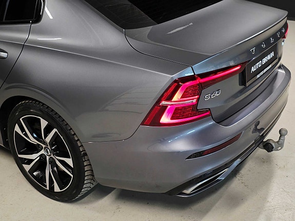 Volvo S60 12 of 30