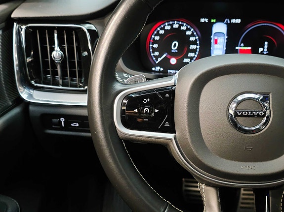 Volvo S60 25 of 30