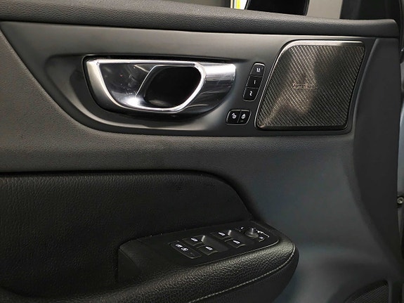 Volvo S60 18 of 30