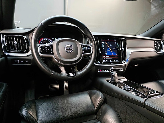 Volvo S60 23 of 30