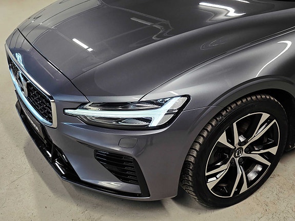 Volvo S60 7 of 30
