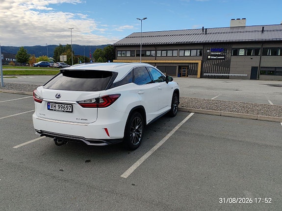 Lexus RX450h 8 of 27
