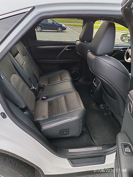 Lexus RX450h 17 of 27