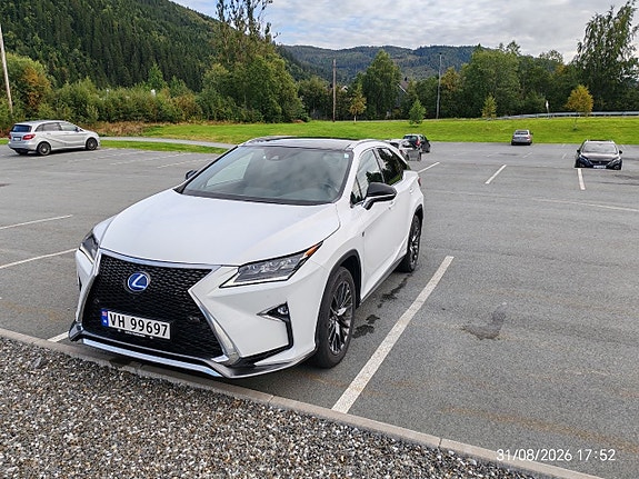 Lexus RX450h 2 of 27