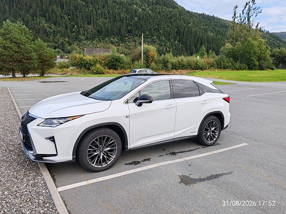 Lexus RX450h 3 of 27