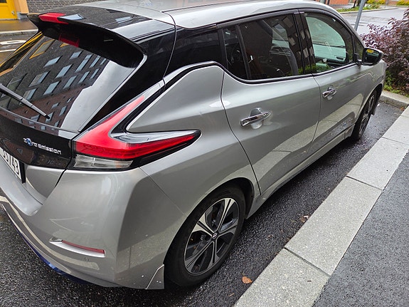 Nissan Leaf 13 of 27