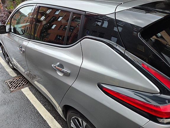 Nissan Leaf 5 of 27
