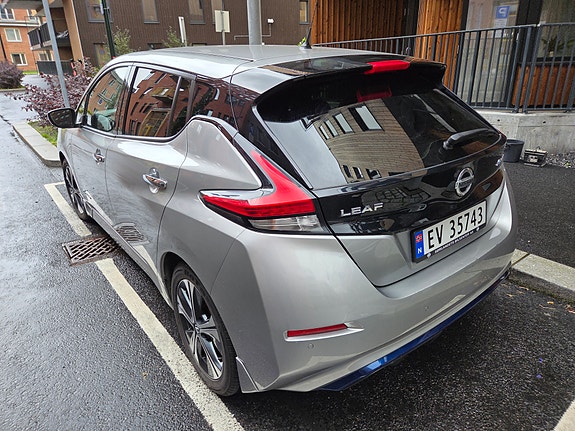 Nissan Leaf 6 of 27