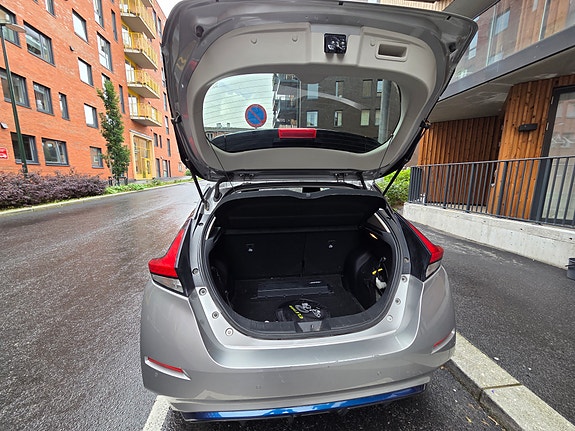 Nissan Leaf 23 of 27
