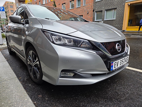 Nissan Leaf 10 of 27