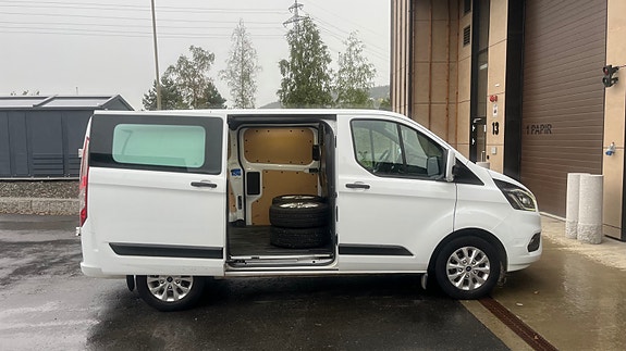 Ford Transit Custom 6 of 21