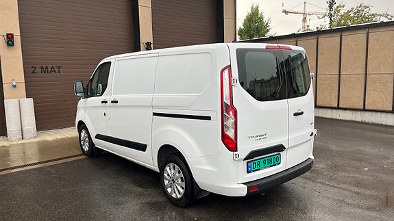 Ford Transit Custom 11 of 21