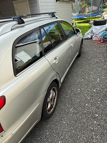 Toyota Avensis 6 of 13