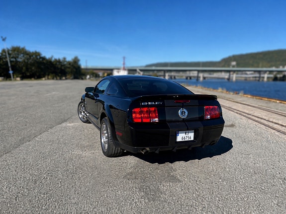 Ford Mustang 5 of 14