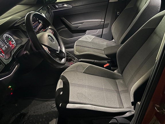 Volkswagen Polo 11 of 27