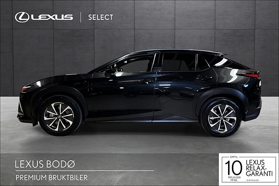Lexus RZ450e 2 of 21