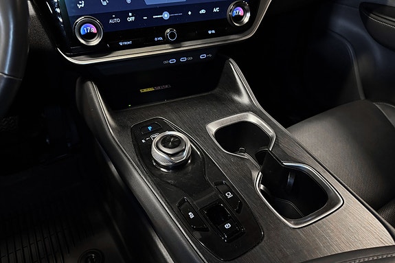 Lexus RZ450e 19 of 21
