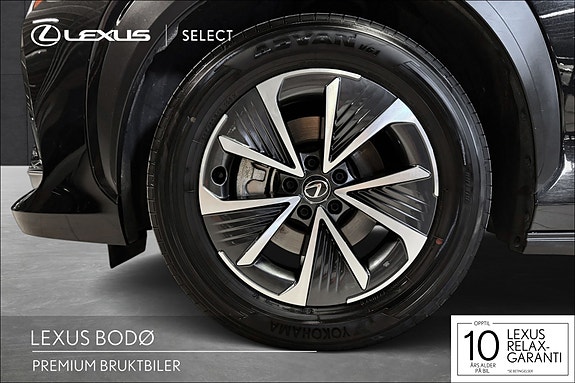 Lexus RZ450e 8 of 21