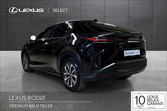 Lexus RZ450e 3 of 21