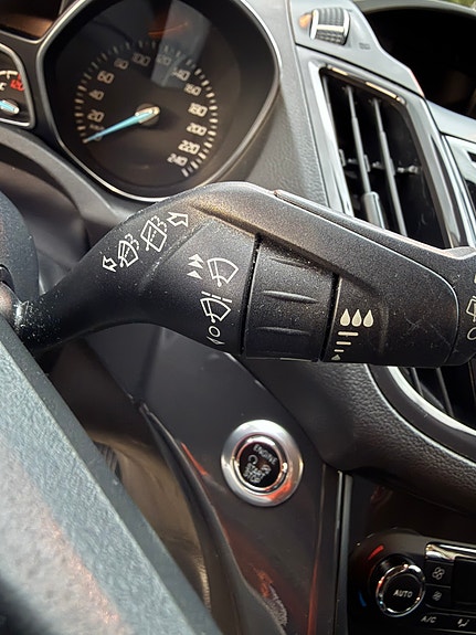 Ford Kuga 11 of 15