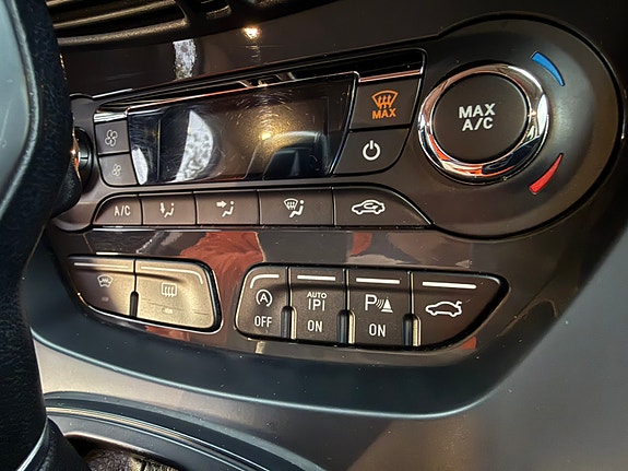 Ford Kuga 12 of 15